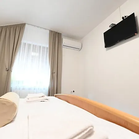Sobe - Drvorez Albergue Banja Luka