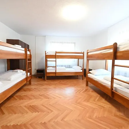 Hostel Sobe - Drvorez *